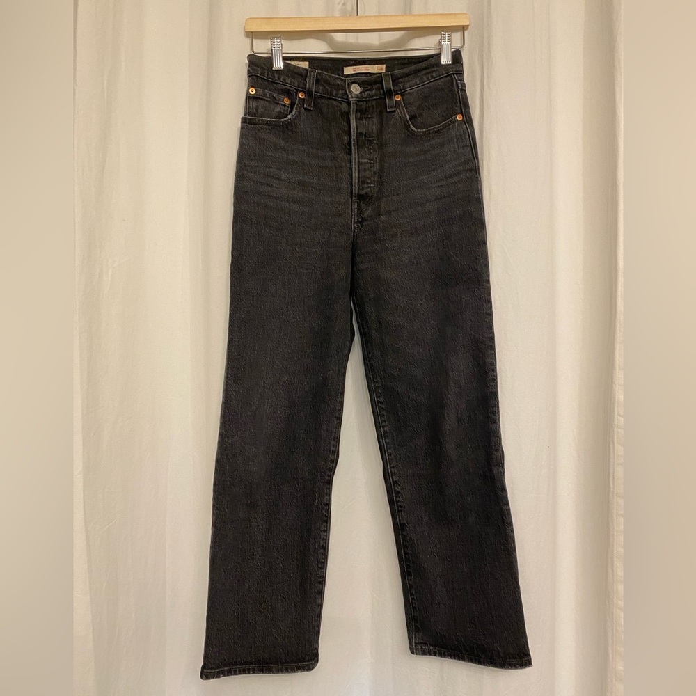 Levi's Black Straight Leg Jeans